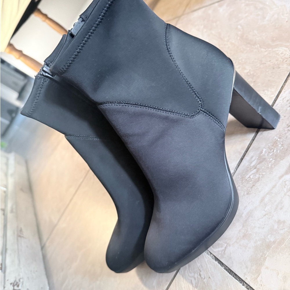 Donald J. Pliner Sleek Black Heeled Boots